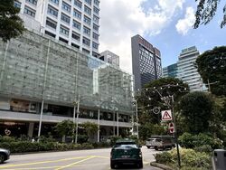 Shaw Centre (D9), Retail #526887001